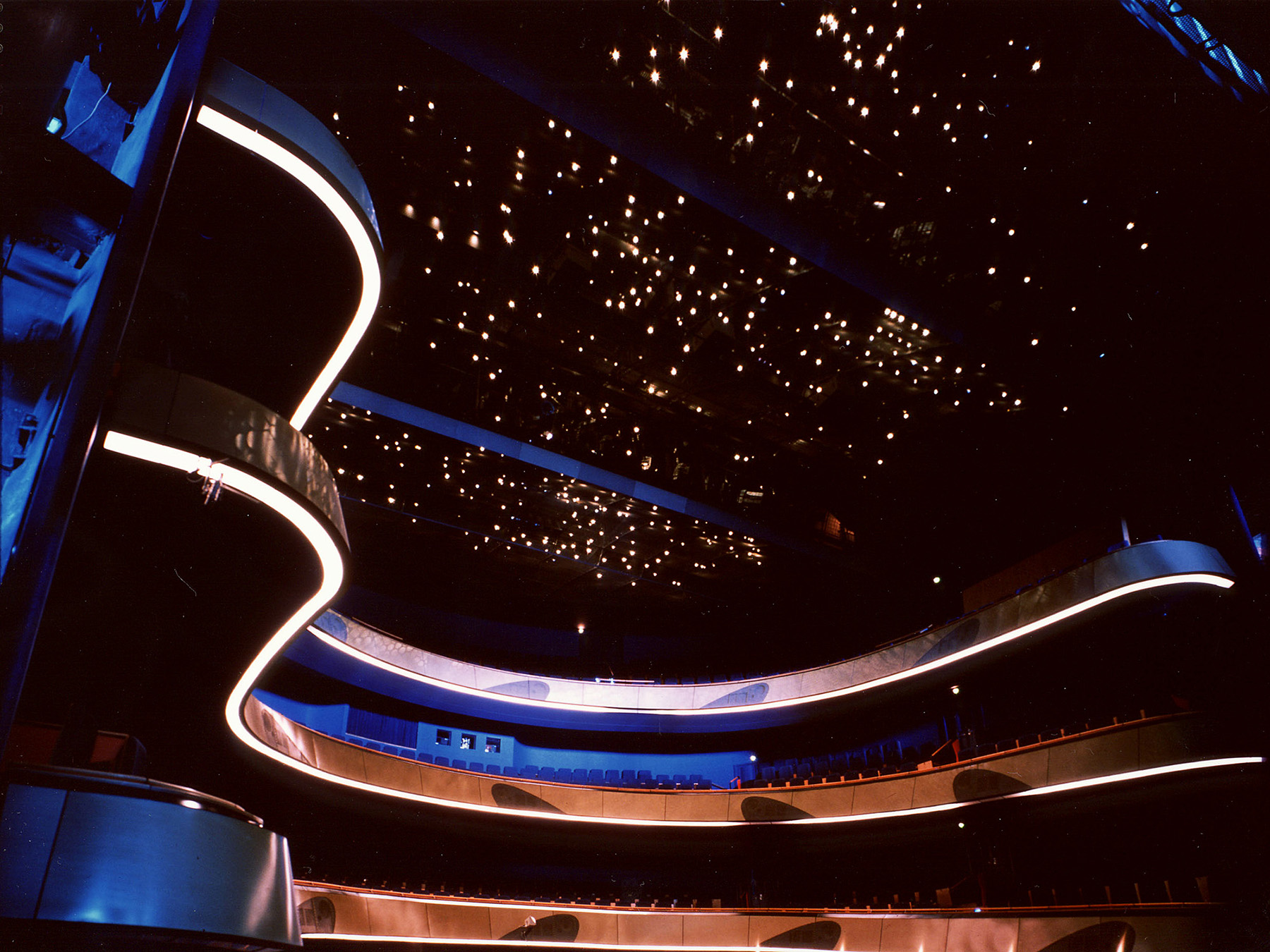 0129-0924-p-25-raenge_decke-web1800-PS